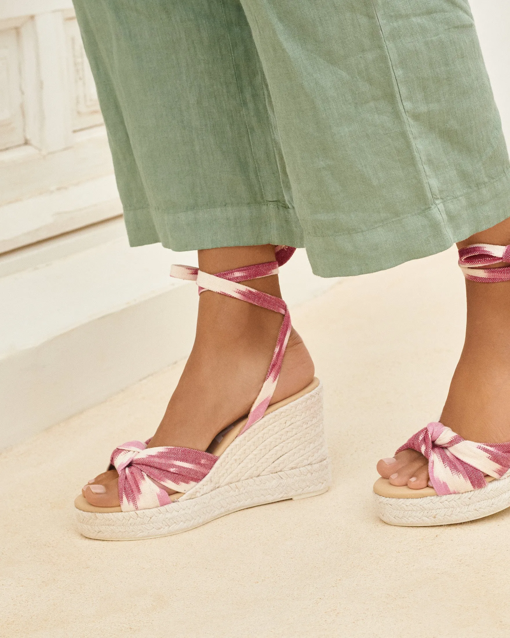 Dyed Cotton Wedge Espadrilles With Knot - G17WS - Tulum Pink And White Ikat