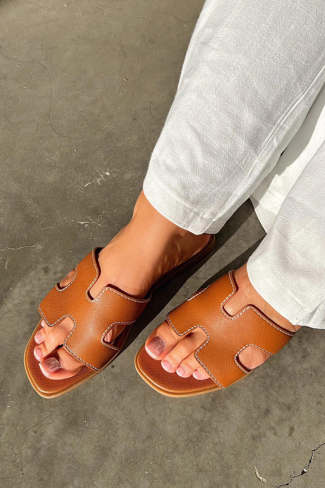 Valia Slides - Tan