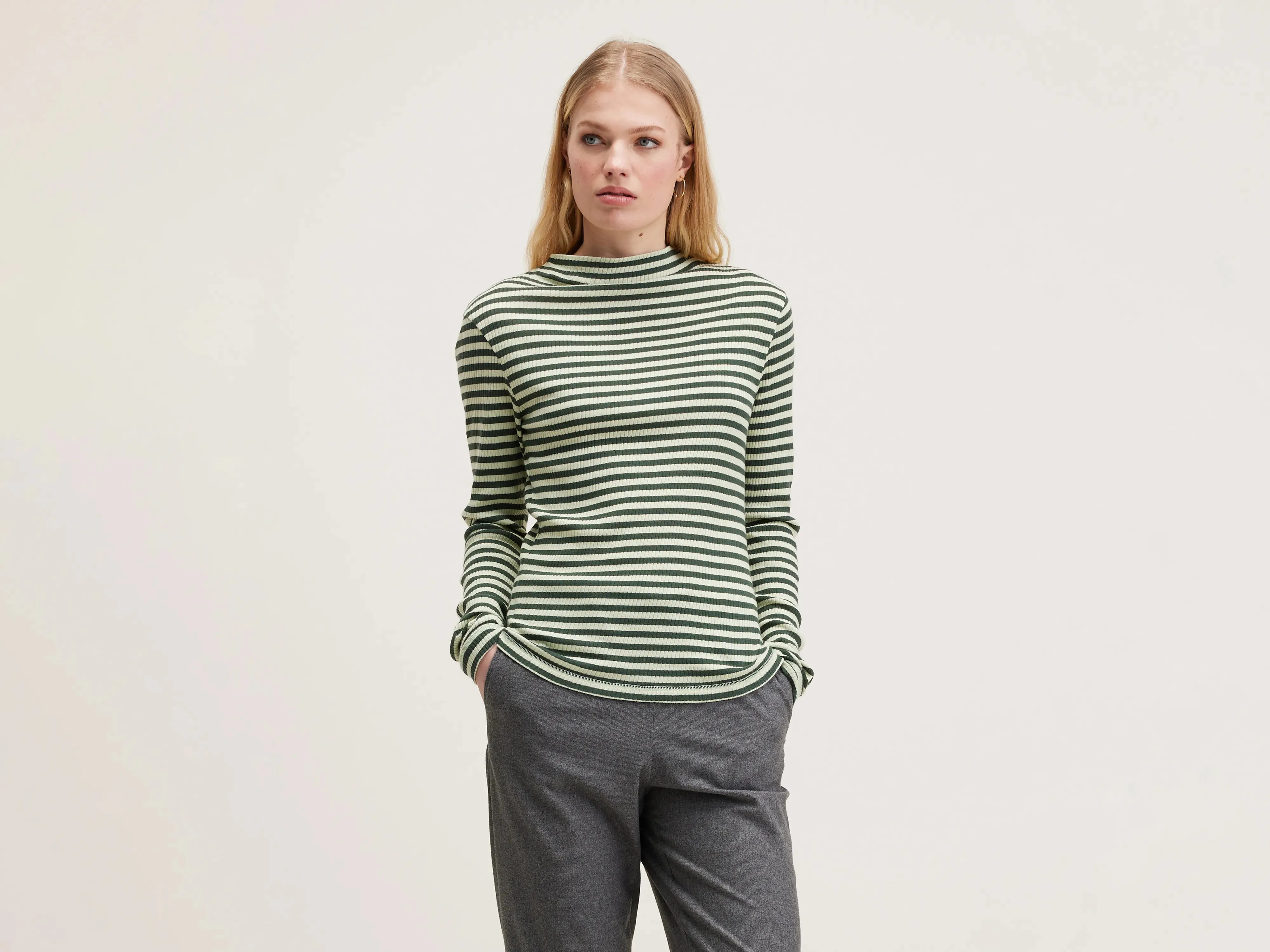 Viory slim t-shirt (242 / W / STRIPE B)