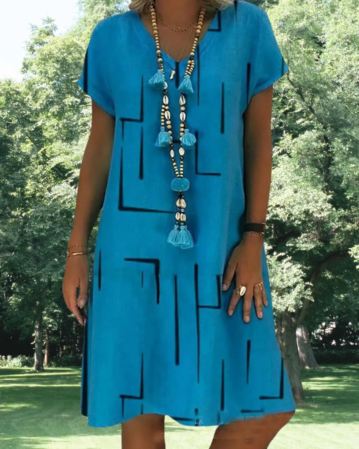 Womens Boho Floral Dresses Summer Casual V Neck Short Sleeve Midi Dresses Flowy Swing Knee Length Beach Sundress