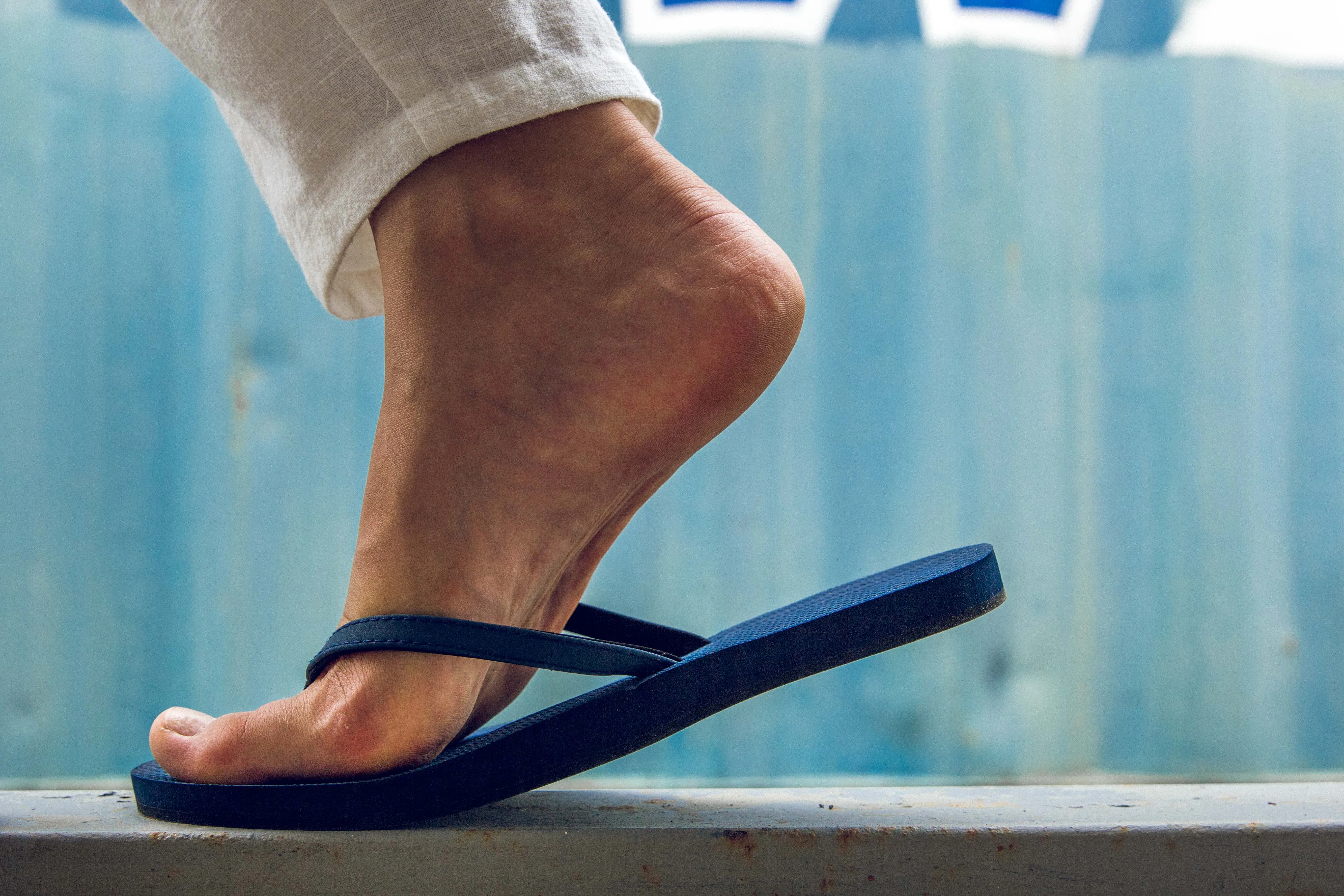 Women's Flip Flops - Shore